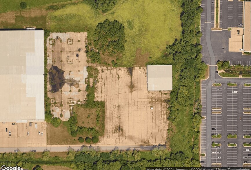 2241 Eagle Dr, Middleton, WI for lease - Aerial - Image 2 of 5