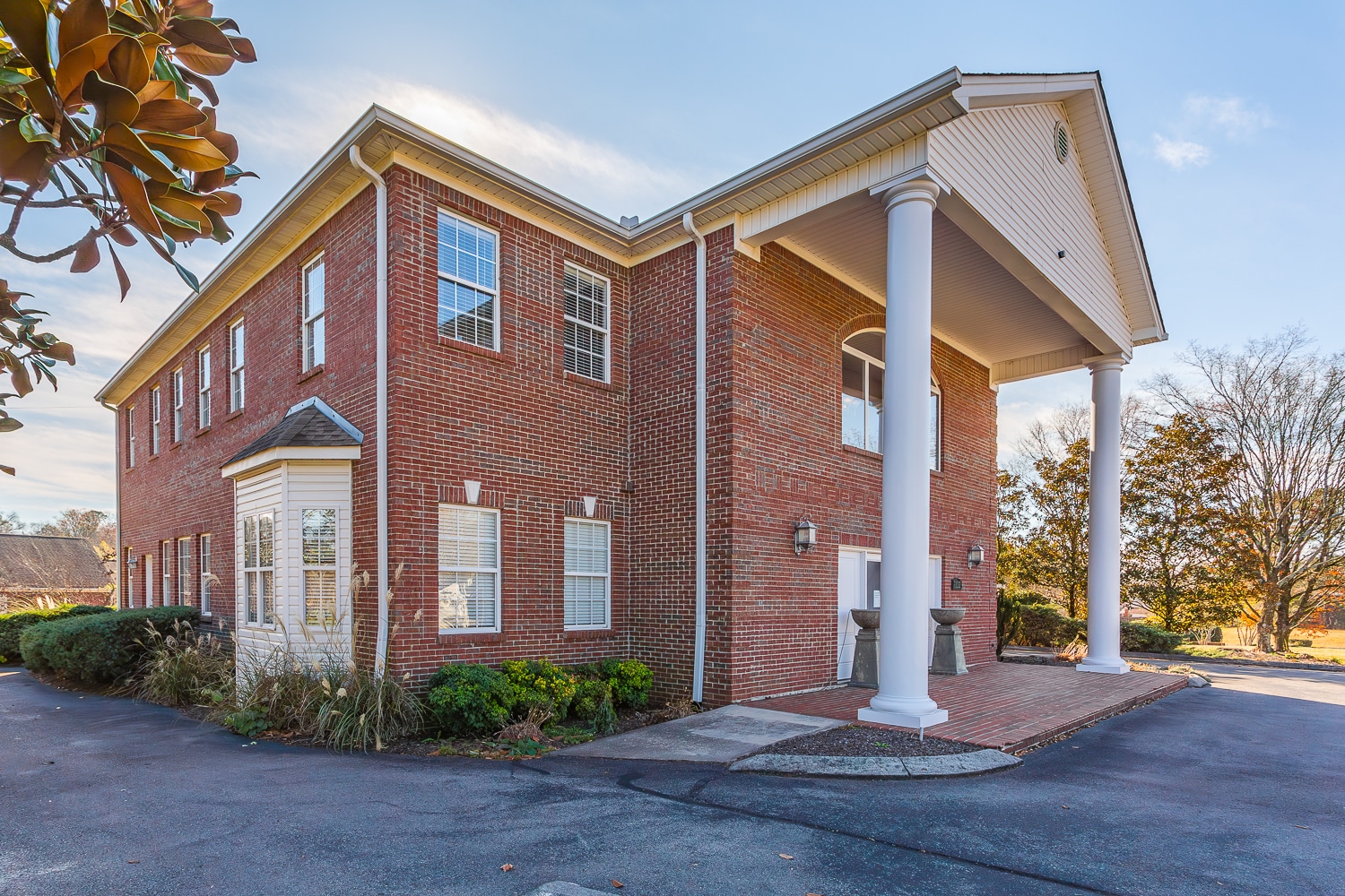 3222 Ocoee St, Cleveland, TN 37312 Executive/Medical Offices