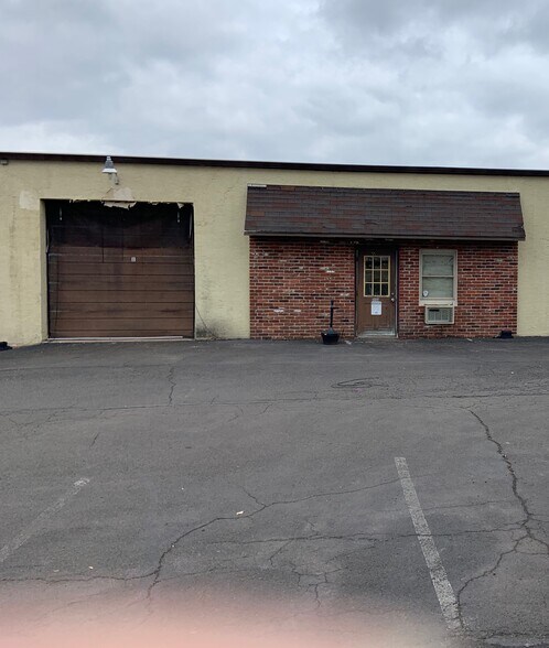 1808 Mearns Rd, Warminster, PA for sale - Primary Photo - Image 1 of 1