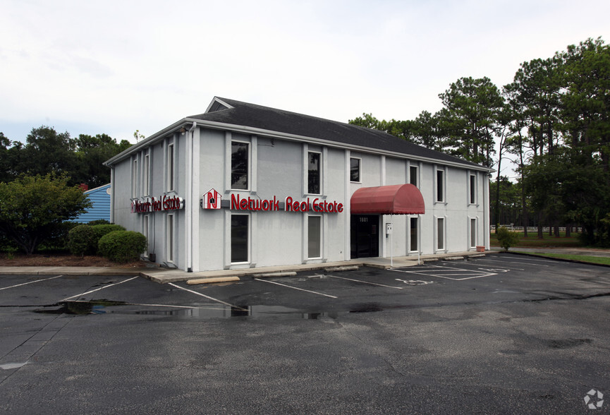 1601 S College Rd, Wilmington, NC for lease - Primary Photo - Image 1 of 4