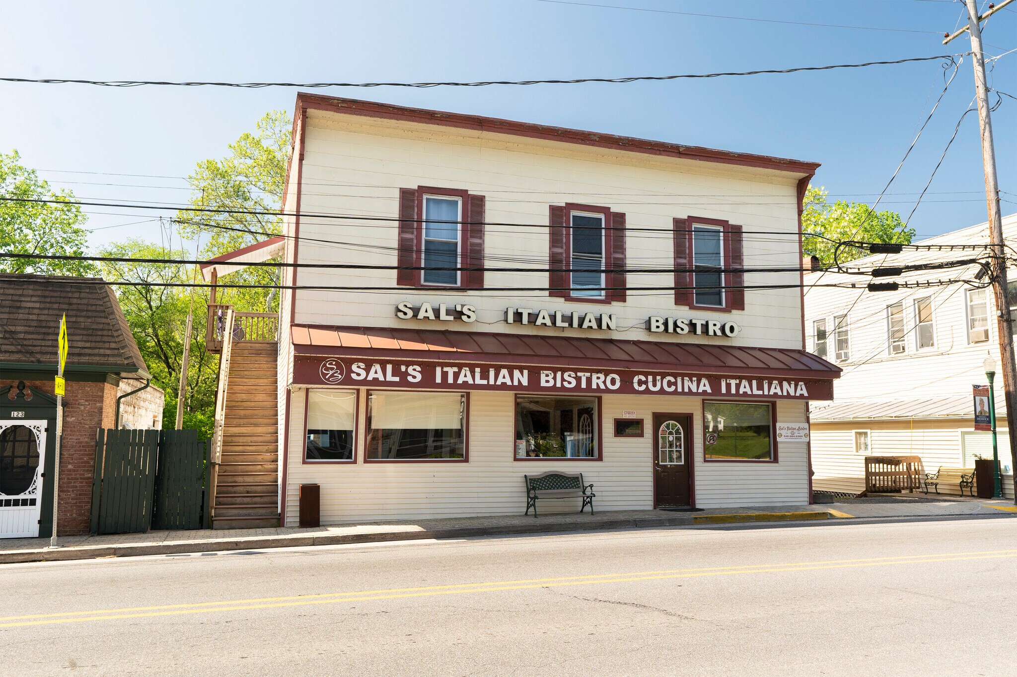 125 S Main St, Edinburg, VA for sale Building Photo- Image 1 of 1