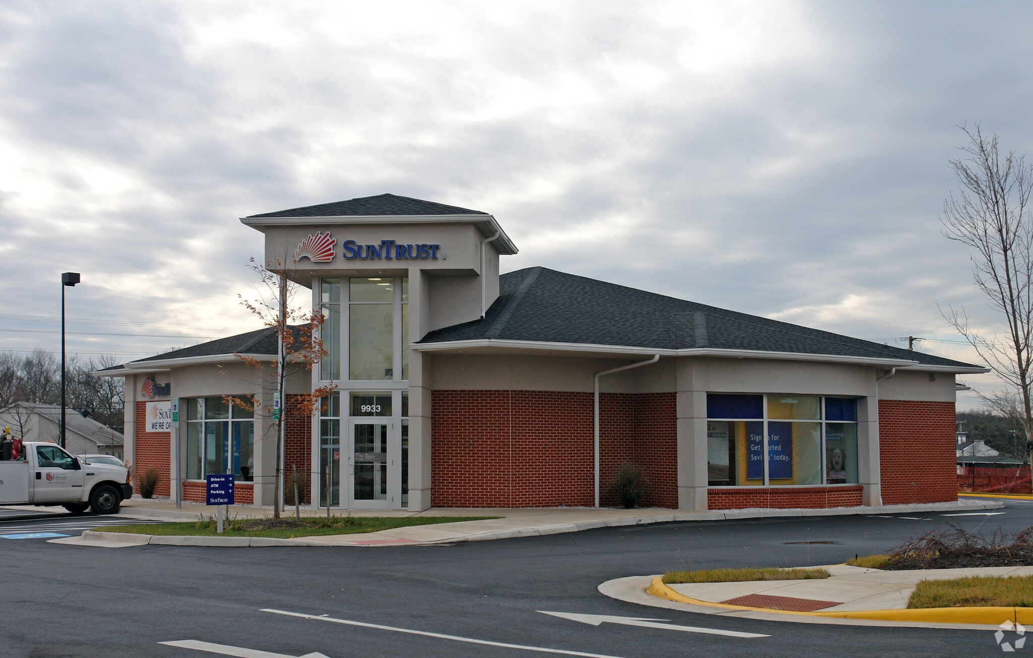 9933 Sowder Village Sq, Manassas, VA for lease Building Photo- Image 1 of 4