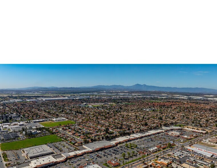 12591-23965 Sunnymead Blvd, Moreno Valley, CA for lease - Building Photo - Image 2 of 4