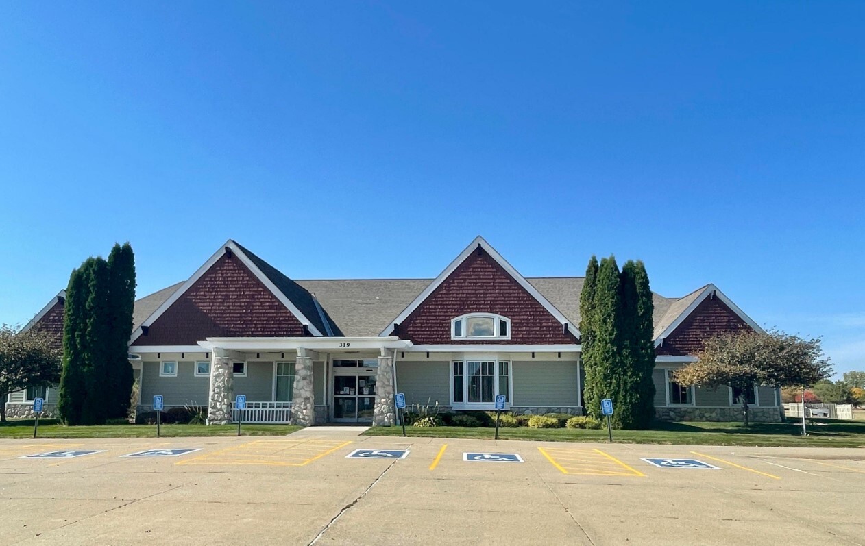 319 Sergeant Square Dr, Sergeant Bluff, IA for sale Building Photo- Image 1 of 1