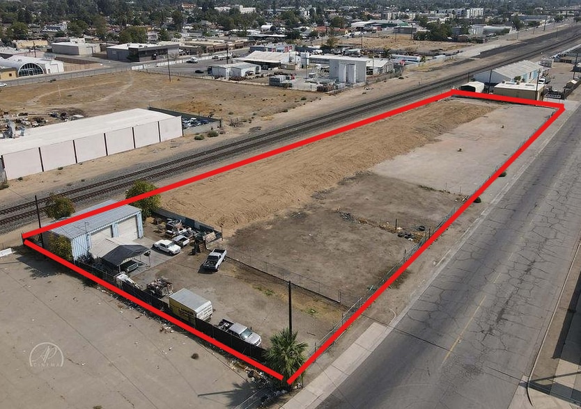 210 Sumner St, Bakersfield, CA for sale - Building Photo - Image 1 of 4
