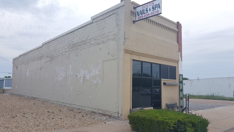 2417 College Ave, Snyder, TX for sale - Primary Photo - Image 1 of 1