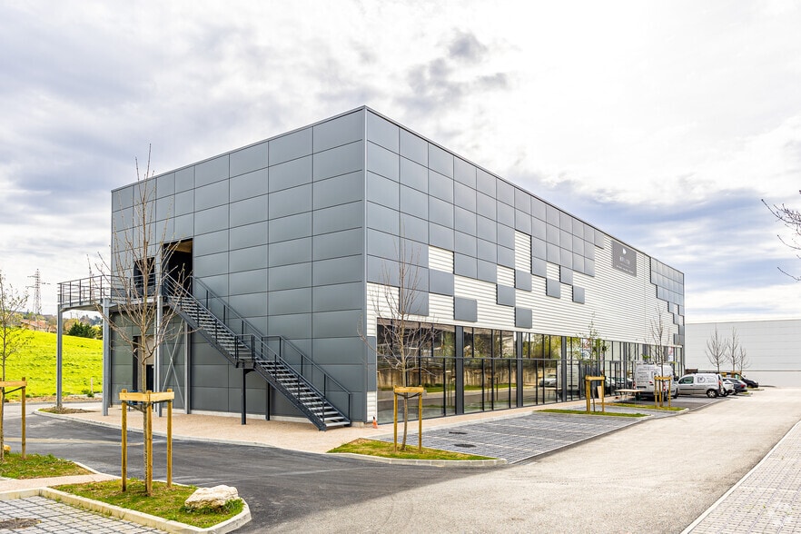 1610 Route Nationale 6, Limonest for lease - Building Photo - Image 2 of 2