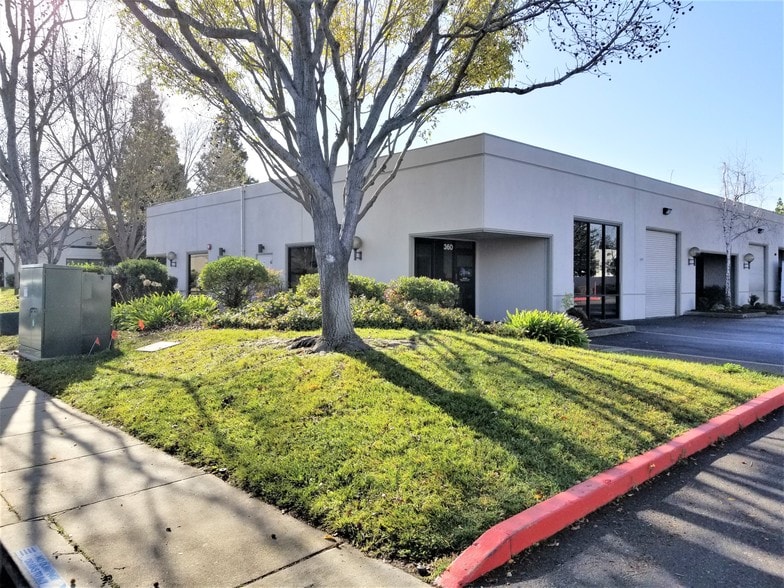 340-388 Preston Ct, Livermore, CA for sale - Building Photo - Image 2 of 6