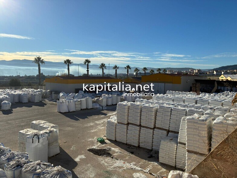 Industrial in València for sale - Construction Photo - Image 2 of 12