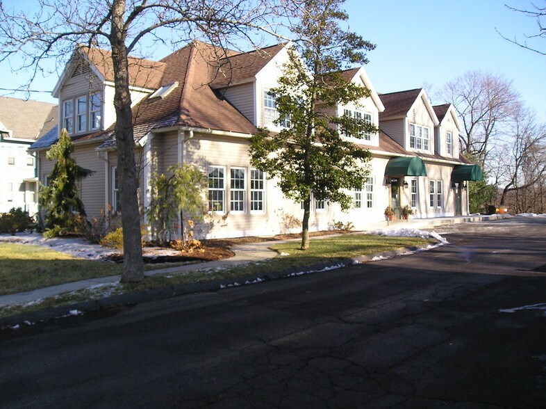 150 S Main St, Wallingford, CT for sale - Primary Photo - Image 1 of 1
