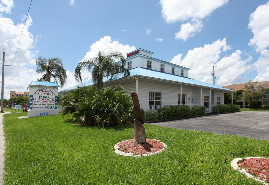 210 Del Prado Blvd S, Cape Coral, FL for sale - Primary Photo - Image 1 of 1