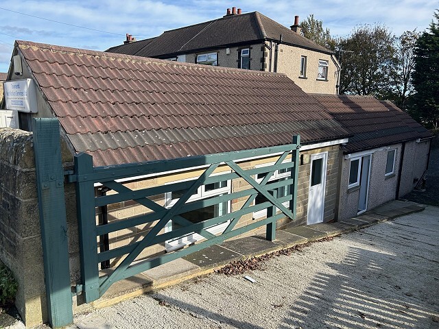 104 Harrogate Rd, Bradford for lease Building Photo- Image 1 of 3