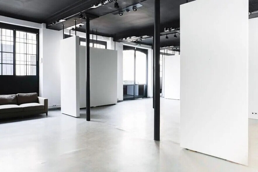 Retail in Paris for sale - Interior Photo - Image 3 of 10