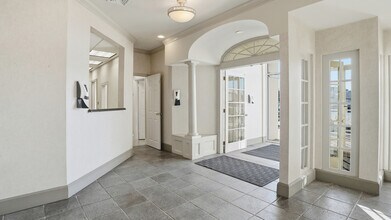 325 W Park Ave, Long Beach, NY for sale Interior Photo- Image 1 of 8
