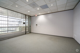 10777 Westheimer Rd, Houston, TX for lease Interior Photo- Image 2 of 9