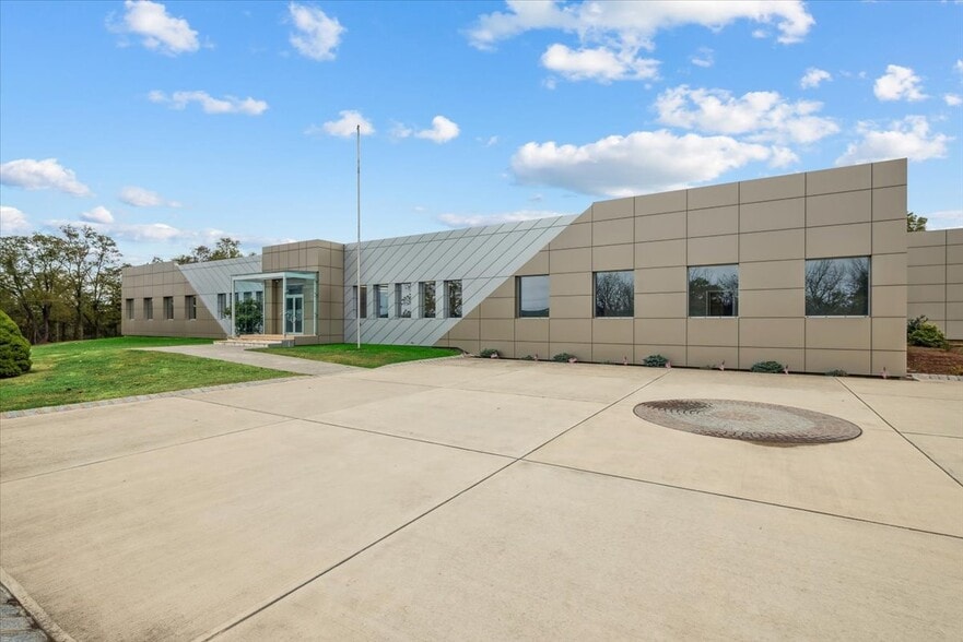 3087 E Us 22, Somerville, NJ for lease - Building Photo - Image 1 of 30