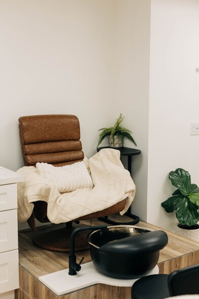 6601-6611 S Rural Rd, Tempe, AZ for lease - Building Photo - Image 3 of 27