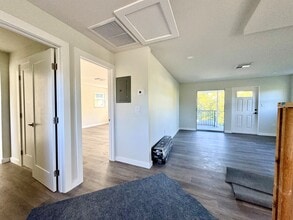 803 Myrtle Ter, Naples, FL for sale Interior Photo- Image 2 of 5