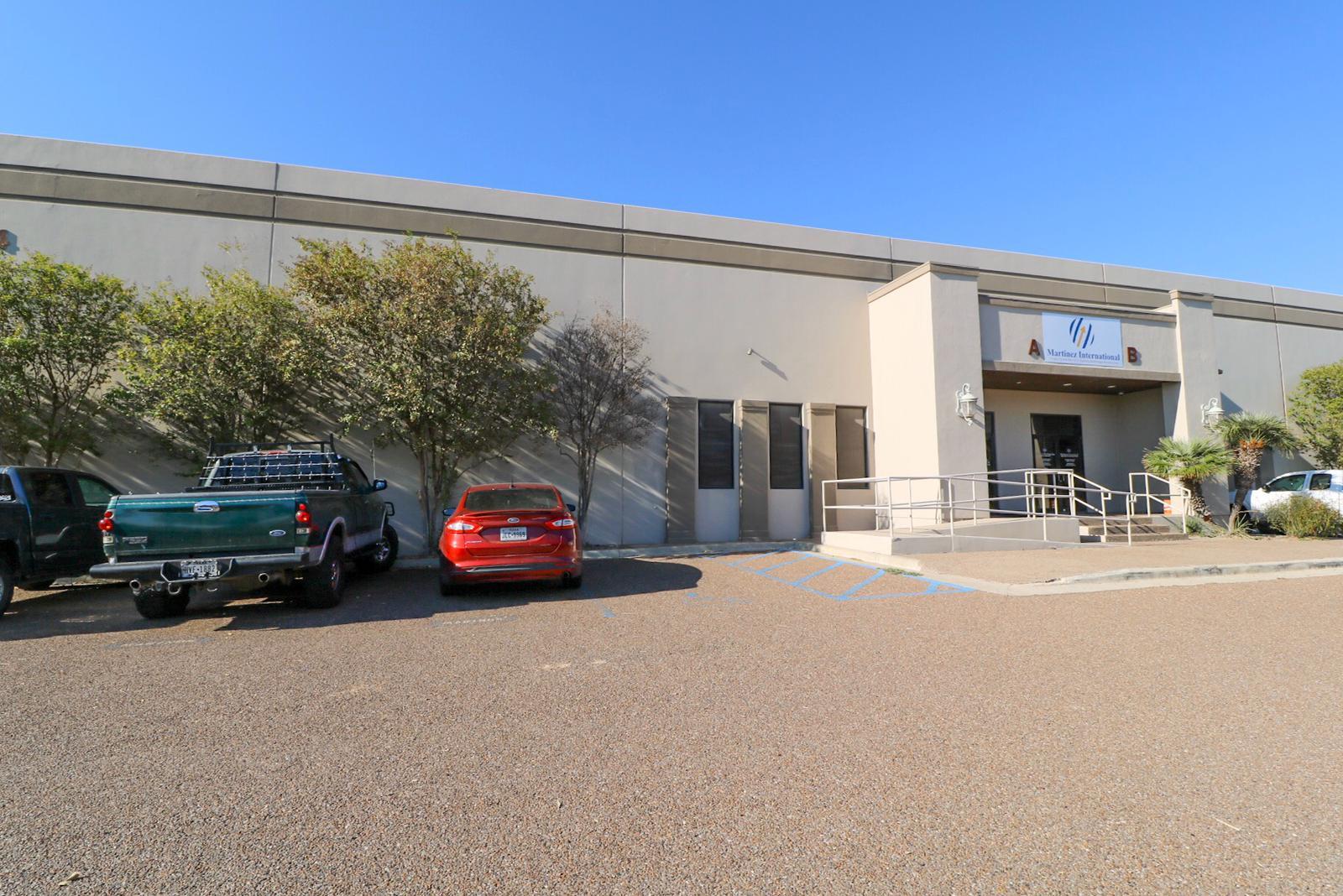 814 Nafta Blvd, Laredo, TX for sale Primary Photo- Image 1 of 1