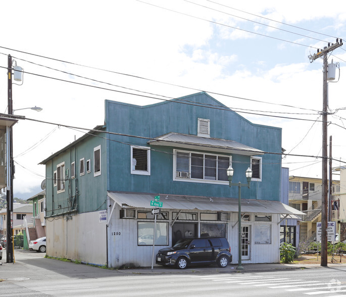 1248-1250 N King St, Honolulu, HI for sale - Primary Photo - Image 1 of 3