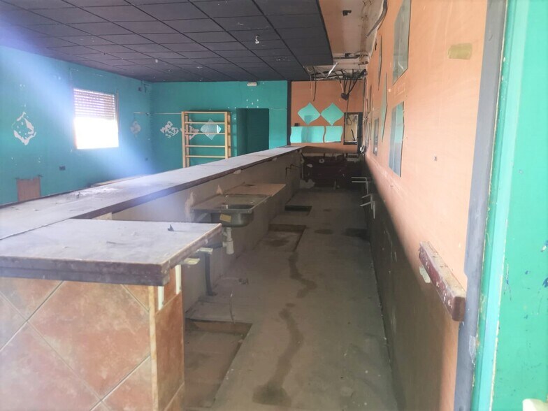 Retail in Candasnos for sale - Building Photo - Image 3 of 20