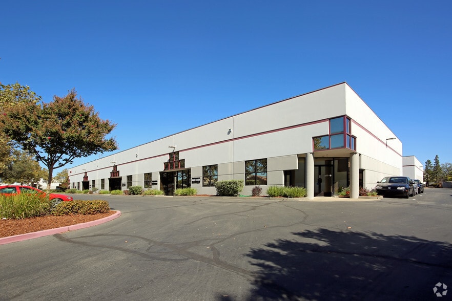 4105 Delmar Ave, Rocklin, CA for sale - Primary Photo - Image 1 of 7