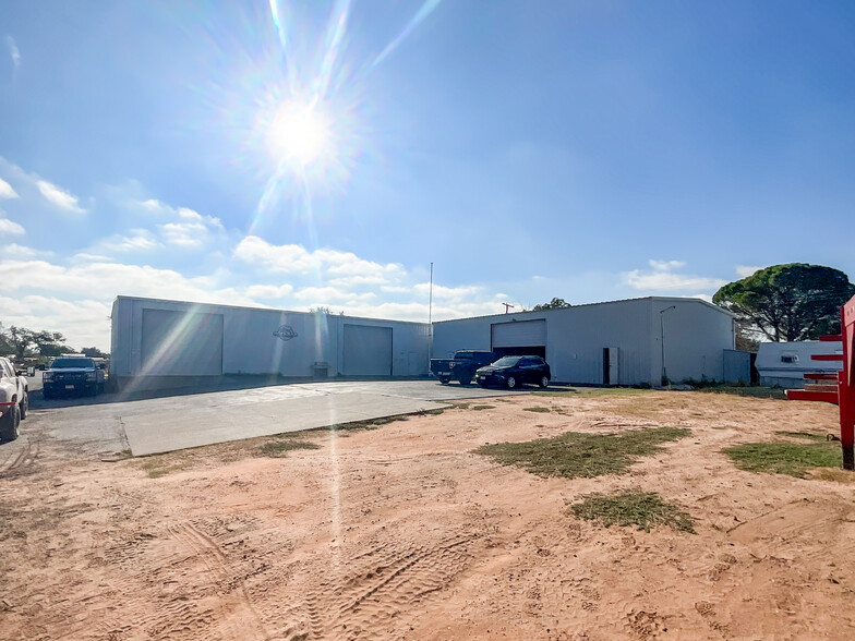 400 Stoddard st, Odessa, TX for sale - Building Photo - Image 1 of 39