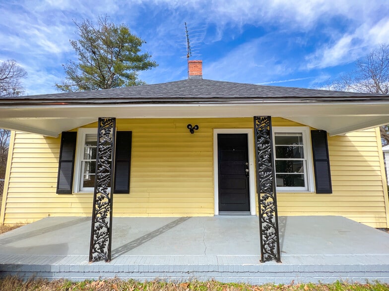 Spartanburg 20 Property Package portfolio of 20 properties for sale on LoopNet.com - Building Photo - Image 1 of 98