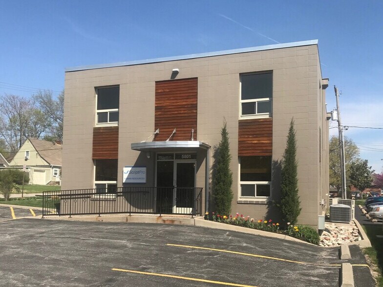 5801 Outlook St, Mission, KS for sale - Building Photo - Image 1 of 1