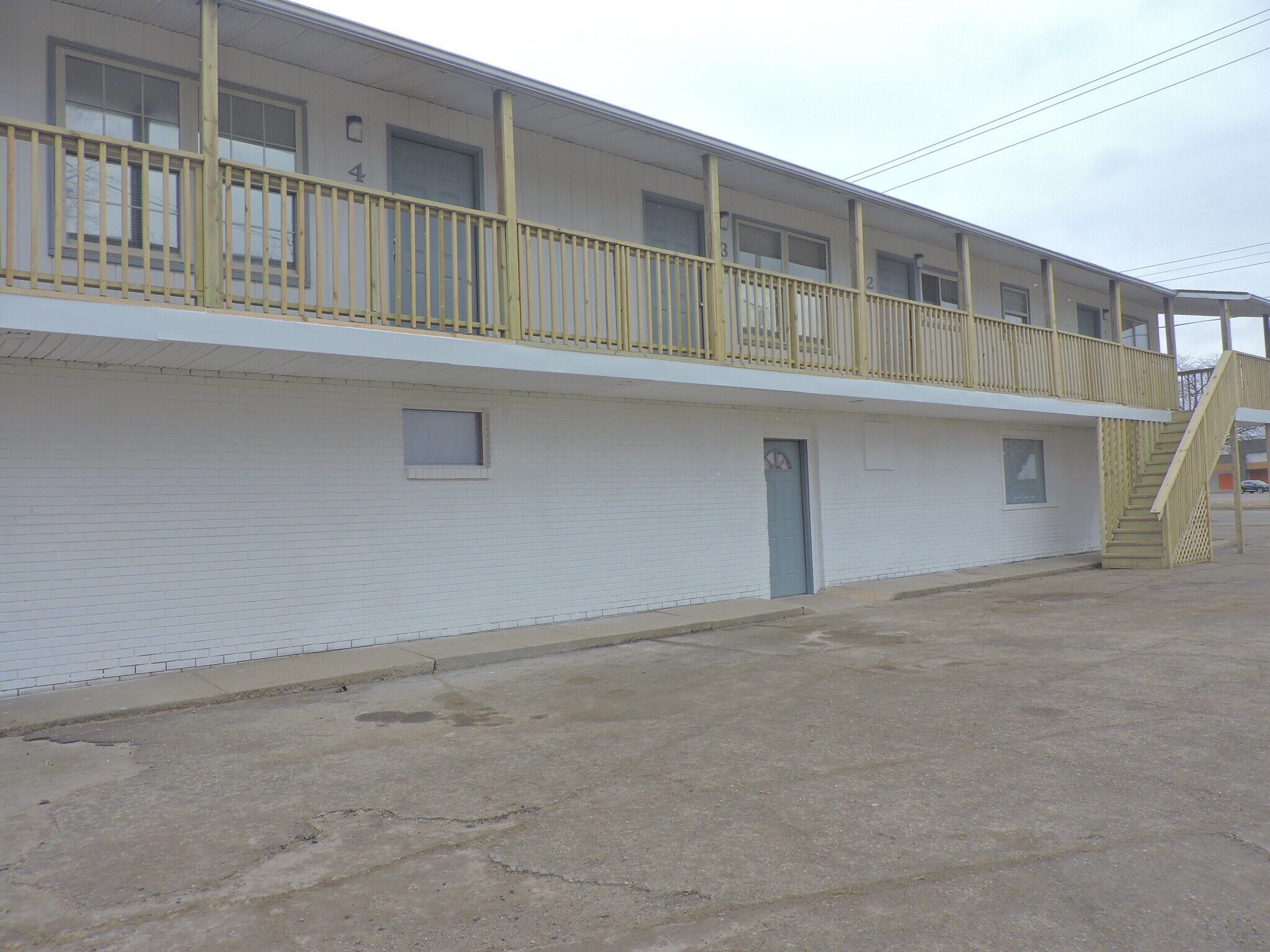 3418 Fenton Rd, Flint, MI for sale Building Photo- Image 1 of 1