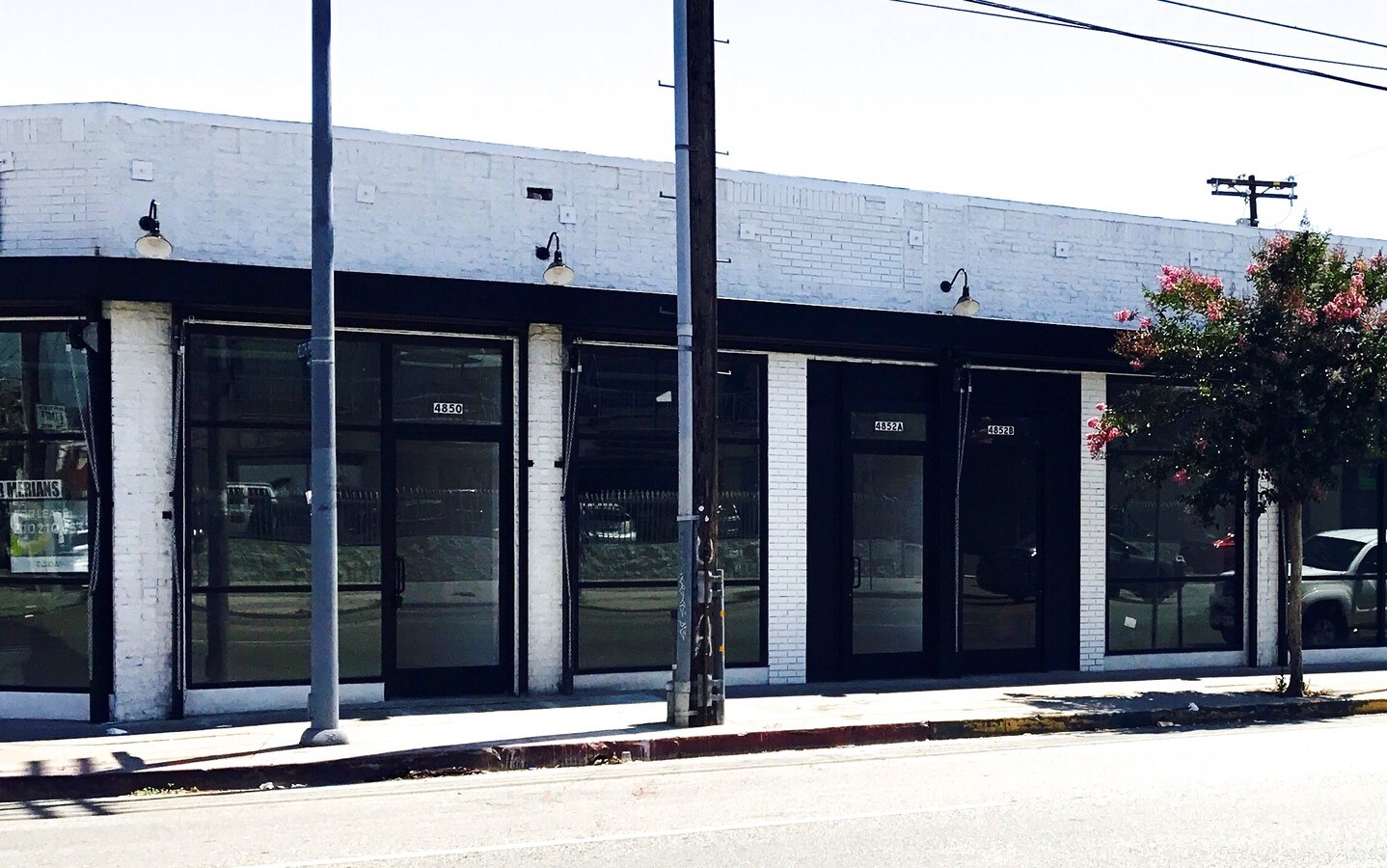 4850 santa monica blvd