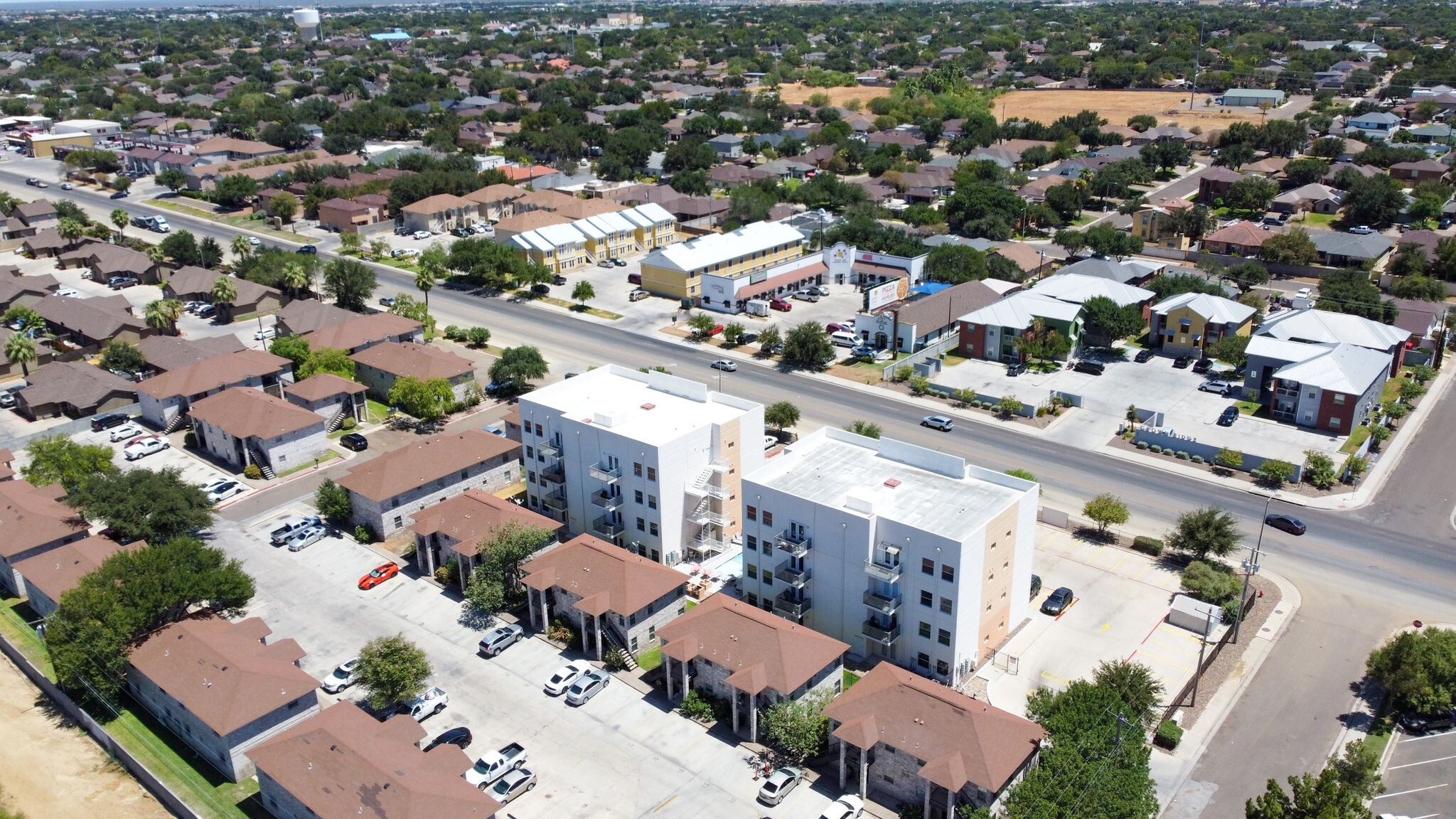 502 Shiloh Dr, Laredo, TX 78045 Ciros Tower