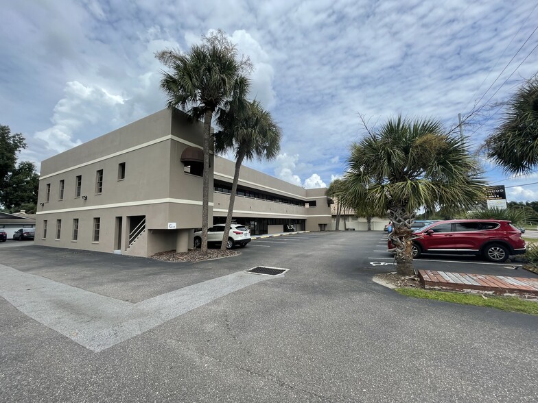 4917 Ehrlich Rd, Tampa, FL for lease - Building Photo - Image 1 of 4