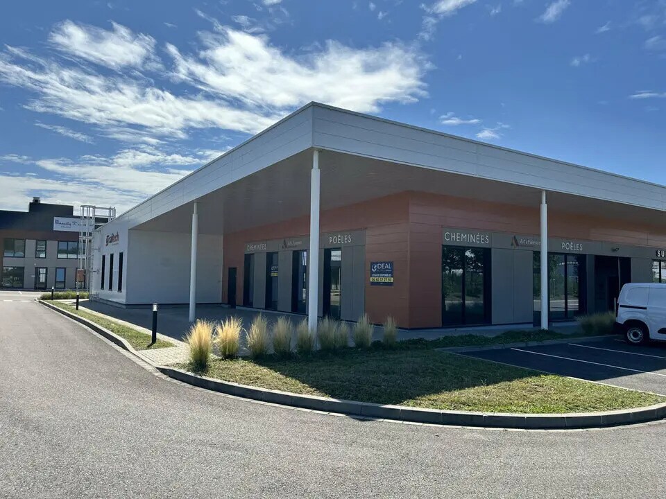 4 Rue Alfred Kastler, Ostwald for lease Building Photo- Image 1 of 25