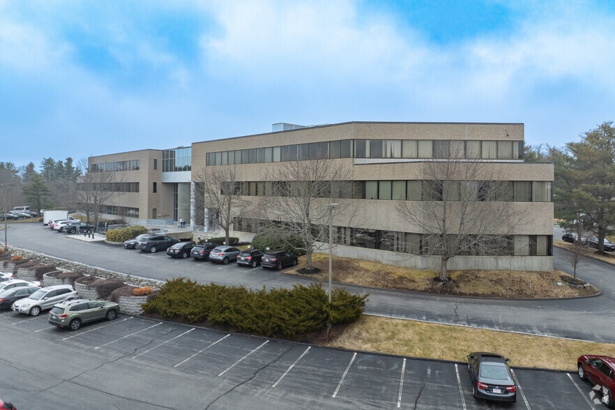 199 Rosewood Dr, Danvers, MA for lease - Building Photo - Image 2 of 11