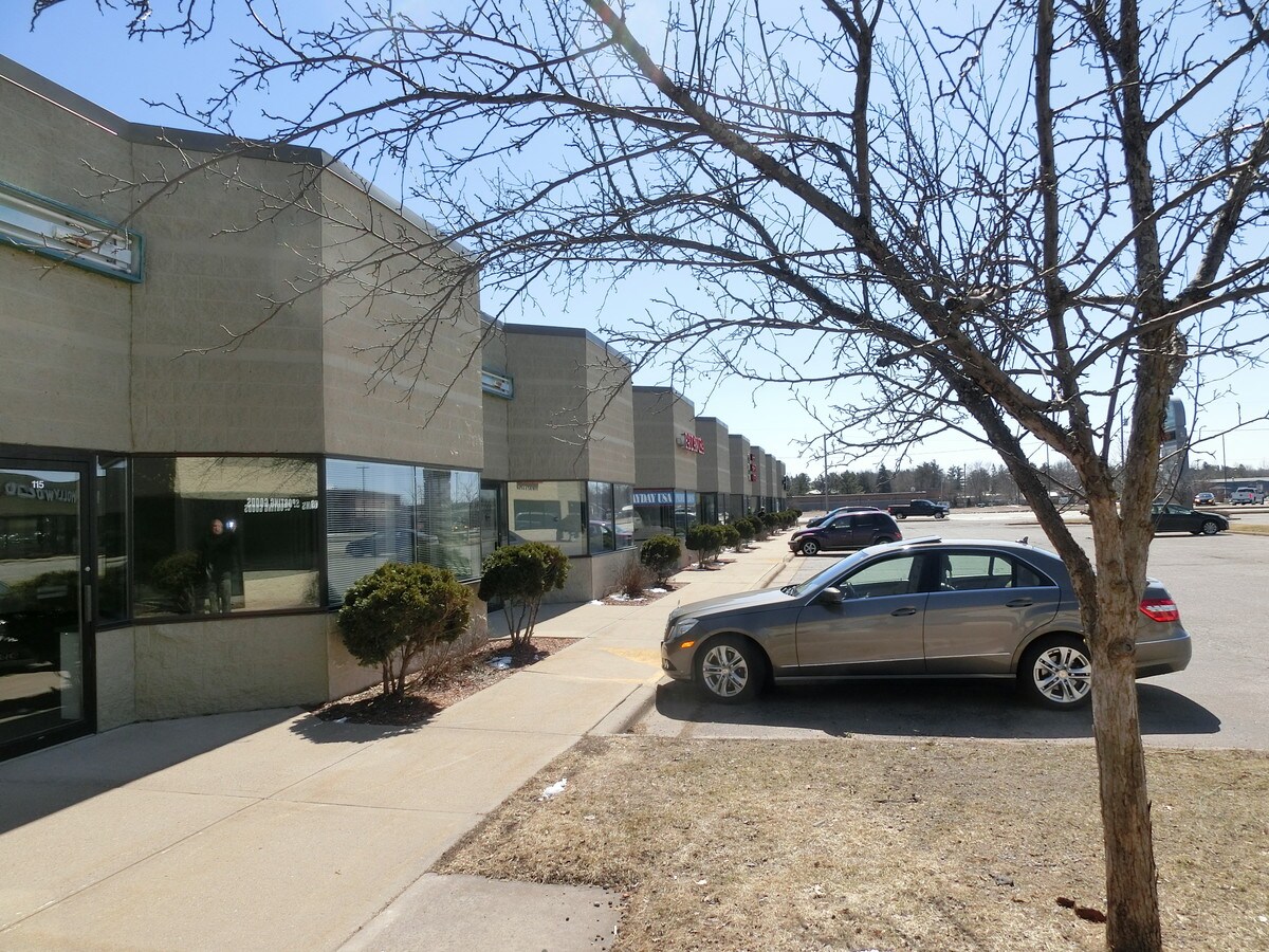 1699 Schofield Ave, Schofield, WI 54476 Metro Center