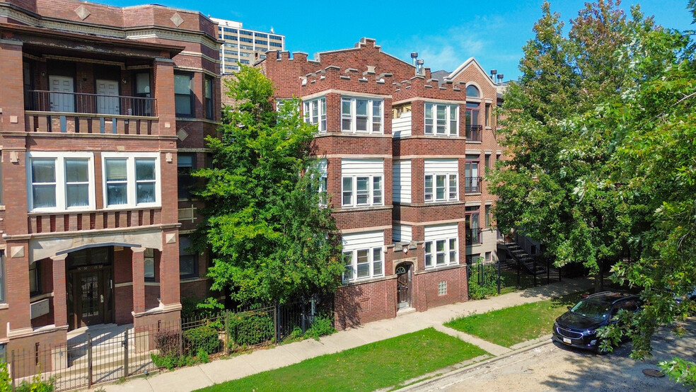 1534 E 65th Pl, Chicago, IL for sale - Primary Photo - Image 1 of 5