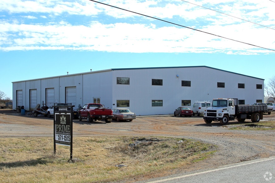 300 N Vaughn Rd, Centerton, AR for sale - Primary Photo - Image 1 of 1
