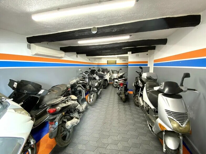 Retail in Nice for lease - Building Photo - Image 1 of 4