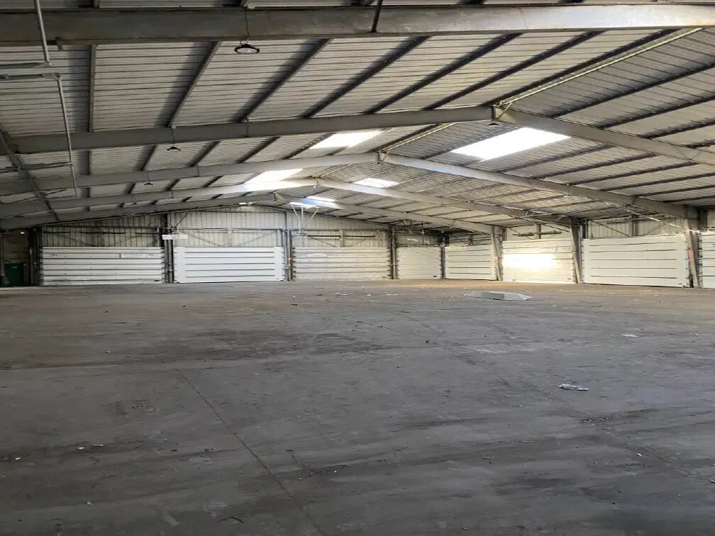 Rue Du Professeur Paul Langevin, Lezennes for sale Interior Photo- Image 1 of 4