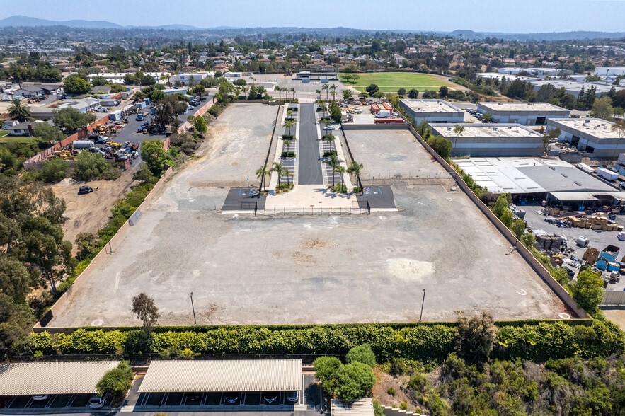777 North Ave, Vista, CA for lease - Building Photo - Image 2 of 6