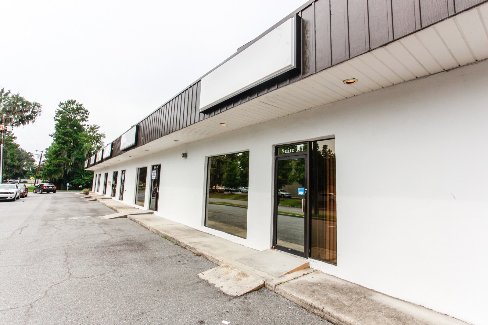 6409 Abercorn St, Savannah, GA for sale Building Photo- Image 1 of 1