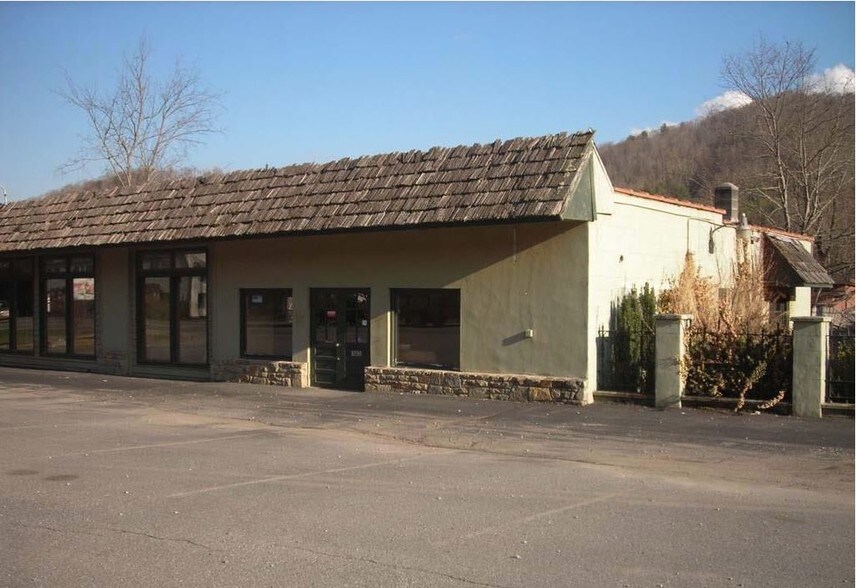 8599 HIGHWAY 105, Boone, NC for sale - Building Photo - Image 1 of 1
