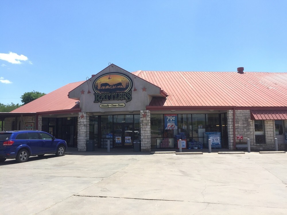 2409 E State Highway 71 Byp, La Grange, TX for sale Primary Photo- Image 1 of 1