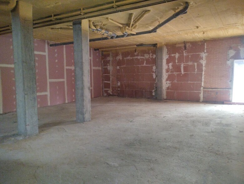 Retail in Valladolid, Valladolid for sale - Interior Photo - Image 3 of 6