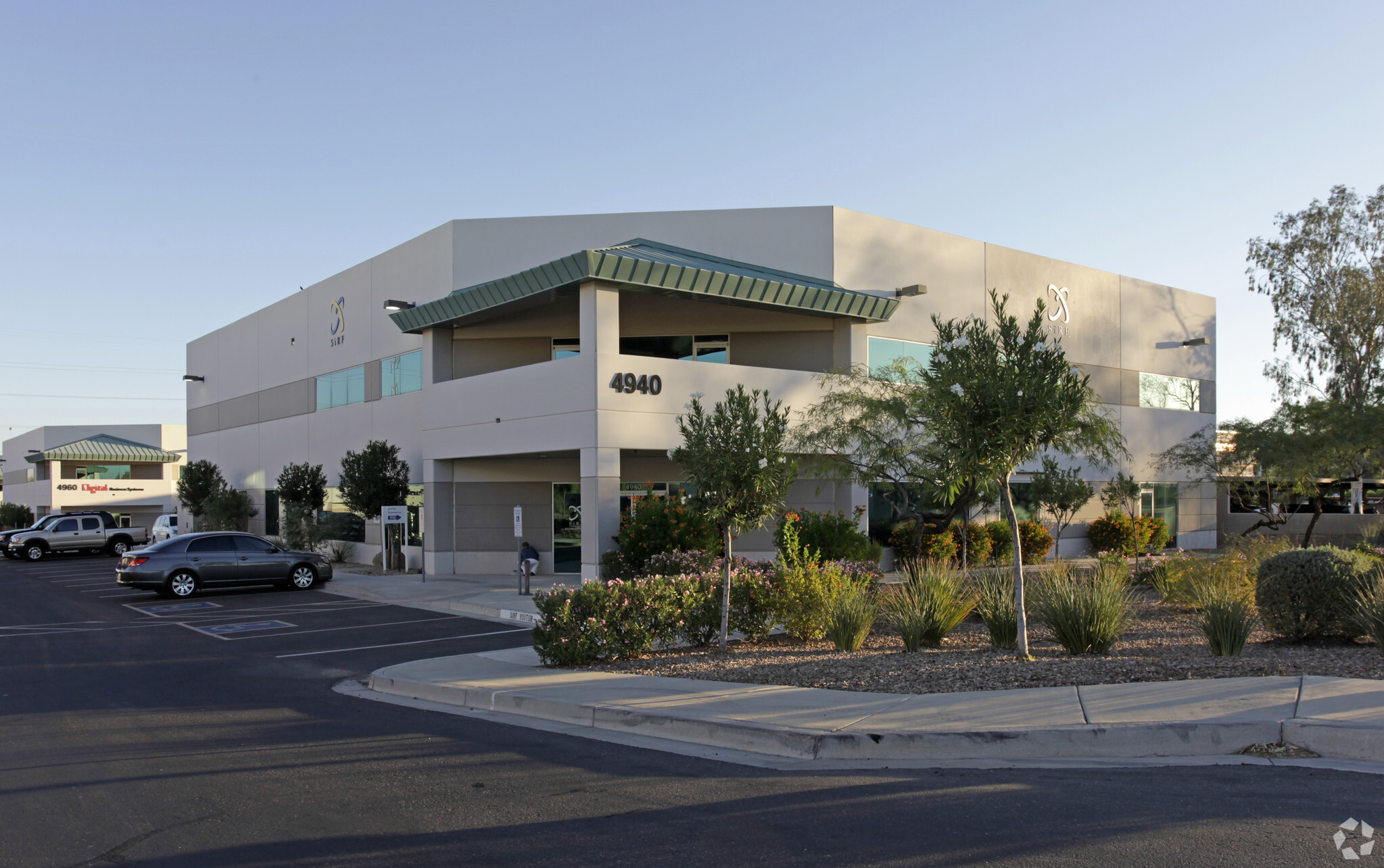 4940 E Beverly Rd, Phoenix, AZ for sale Primary Photo- Image 1 of 1