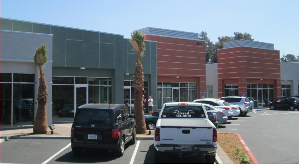 Bonita Rd, Chula Vista, CA for lease - Primary Photo - Image 1 of 2