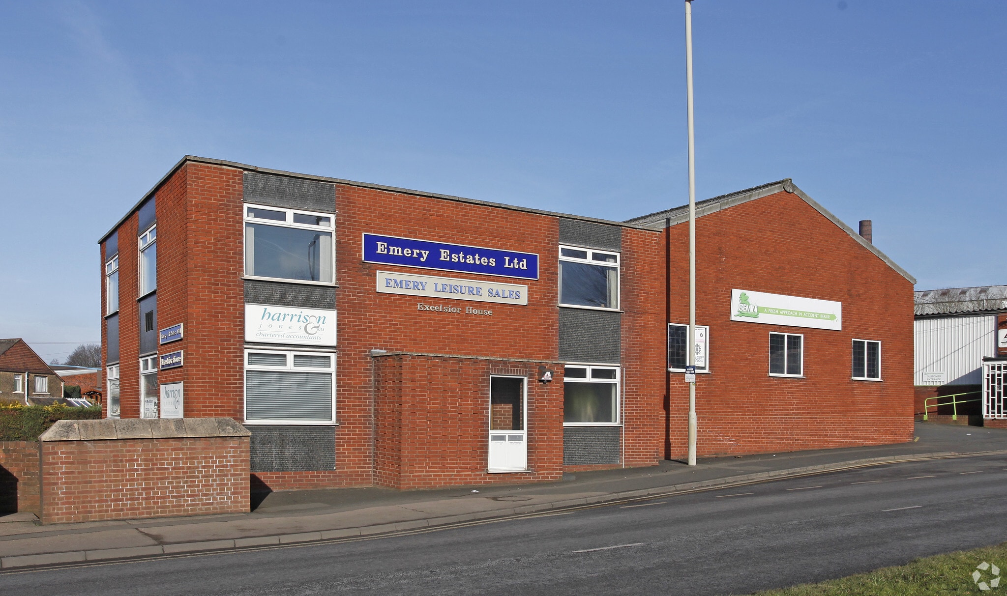 Mucklow Hls, Halesowen for sale Primary Photo- Image 1 of 1