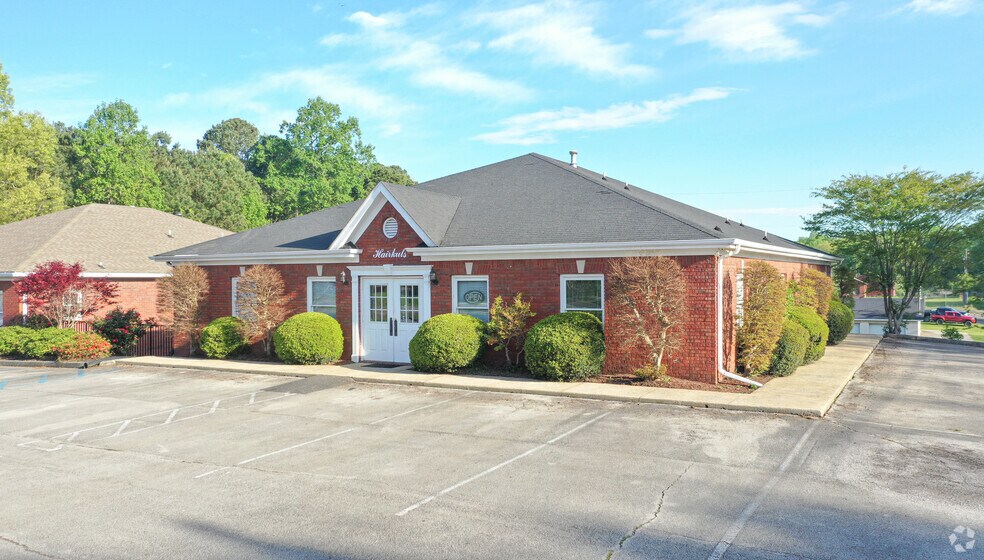 900 4th St, Pleasant Grove, AL for sale - Primary Photo - Image 1 of 1