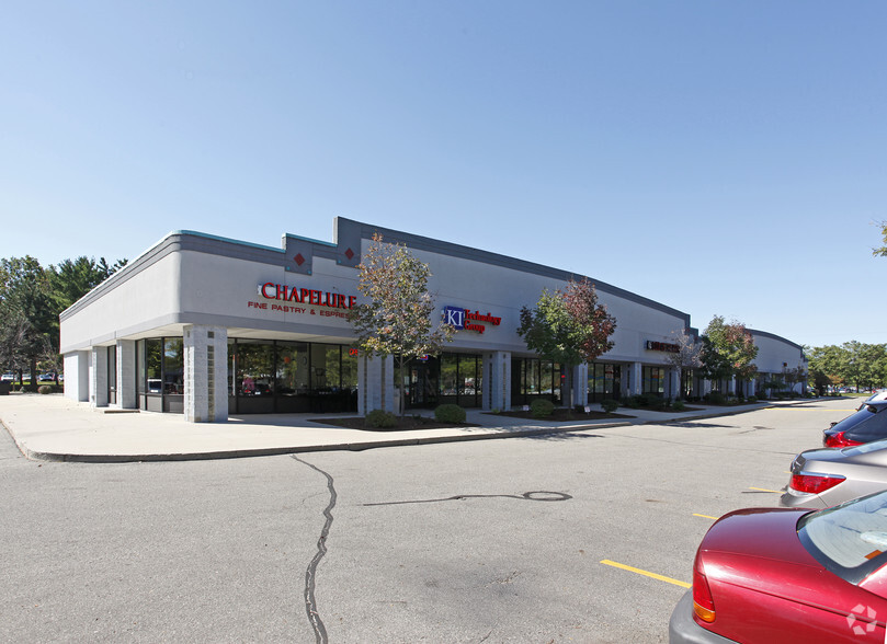 4790 S Hagadorn Rd, East Lansing, MI for lease - Primary Photo - Image 1 of 6